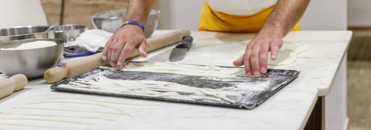 From Pasta to Gelato: The Ultimate Guide to Taking a Cooking Class in Siena